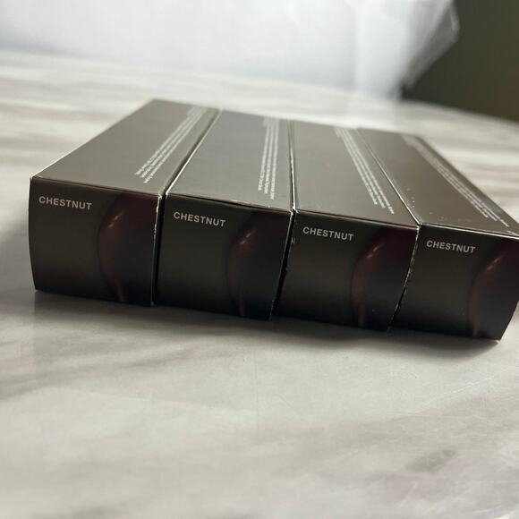 4 Skin Love Weightless Blur Foundation - Becca for Women - 1.23 oz Chestnut - Picture 2 of 2